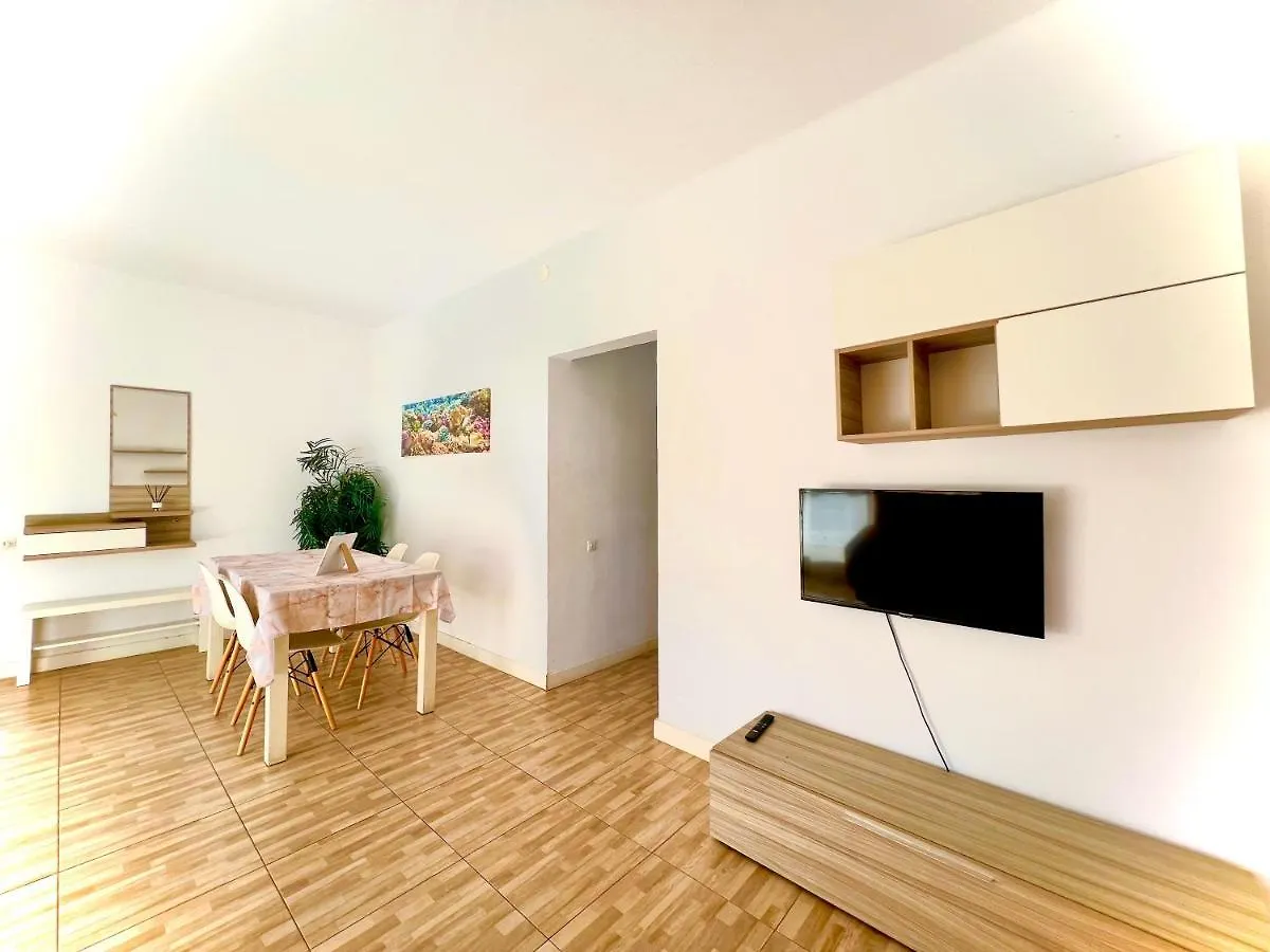 Apartment Apartamento Para Grupos De 7 En Carlos Bueigas Salou Spain